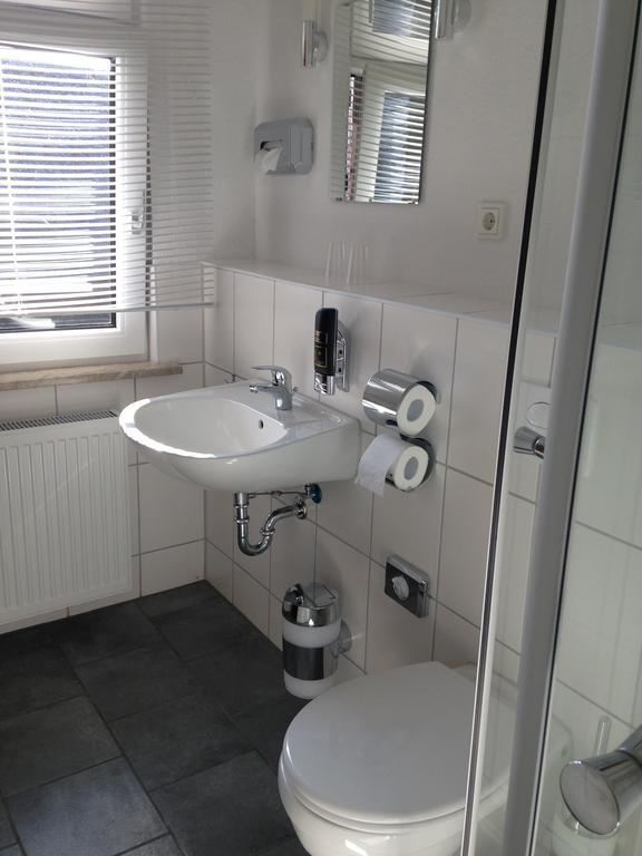 Hotel Oldenburger Hof Birkenfeld (Baden-Wurttemberg) Phòng bức ảnh