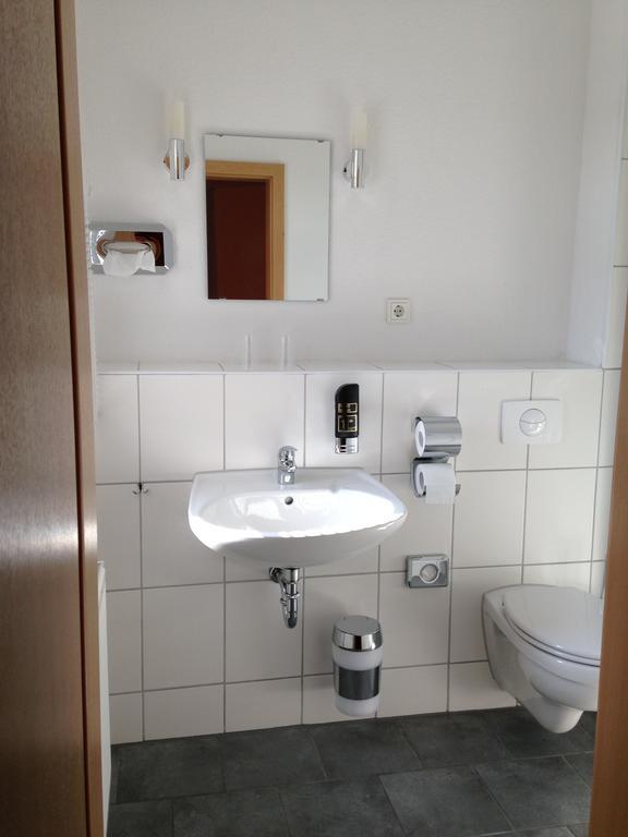 Hotel Oldenburger Hof Birkenfeld (Baden-Wurttemberg) Ngoại thất bức ảnh