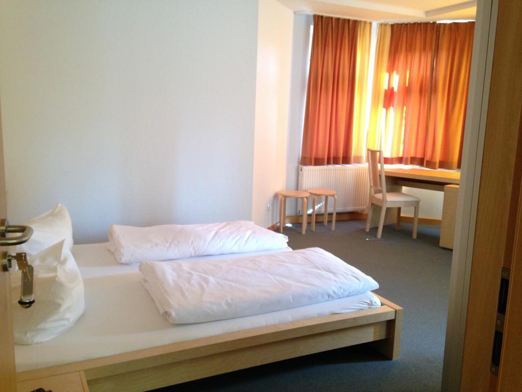 Hotel Oldenburger Hof Birkenfeld (Baden-Wurttemberg) Ngoại thất bức ảnh